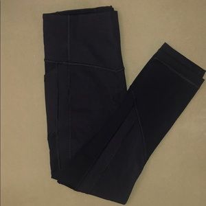 LULULEMON ALL THE RIGHT PLACES - black - size 6